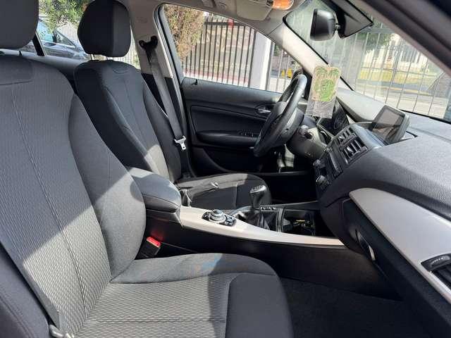 BMW 116 Serie 1 F/20-21 2011 116d 5p Business