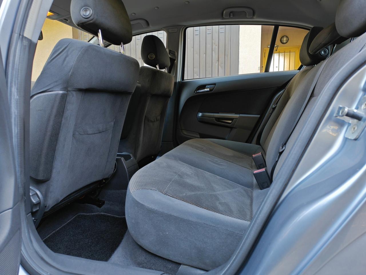 Opel Astra 1.6 BENZINA 105cv / Uniproprietario