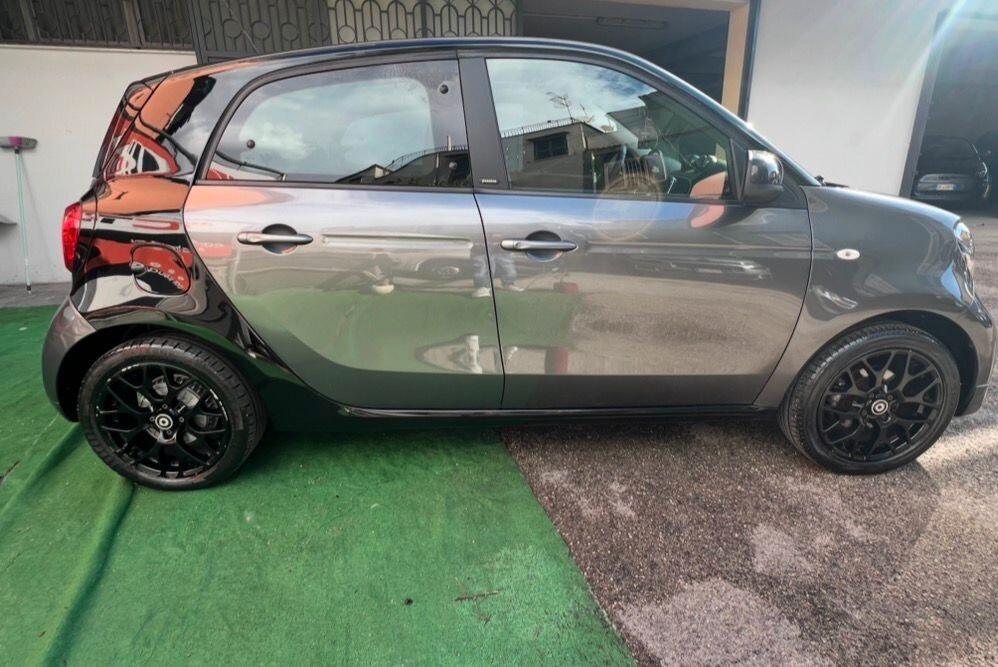 Smart ForFour 70 1.0 twinamic Superpassion
