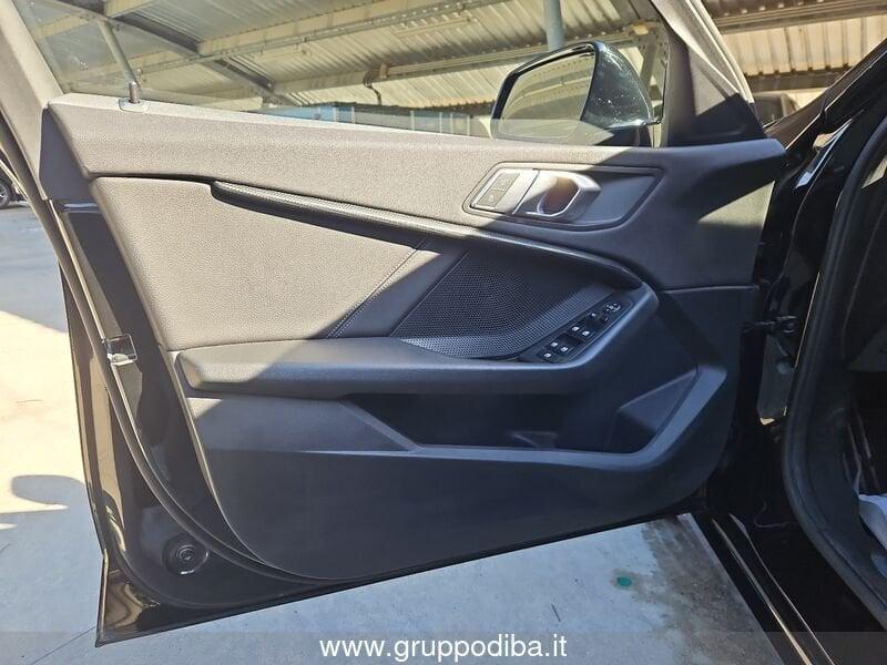 BMW Serie 1 F40 Diesel 116d Sport auto
