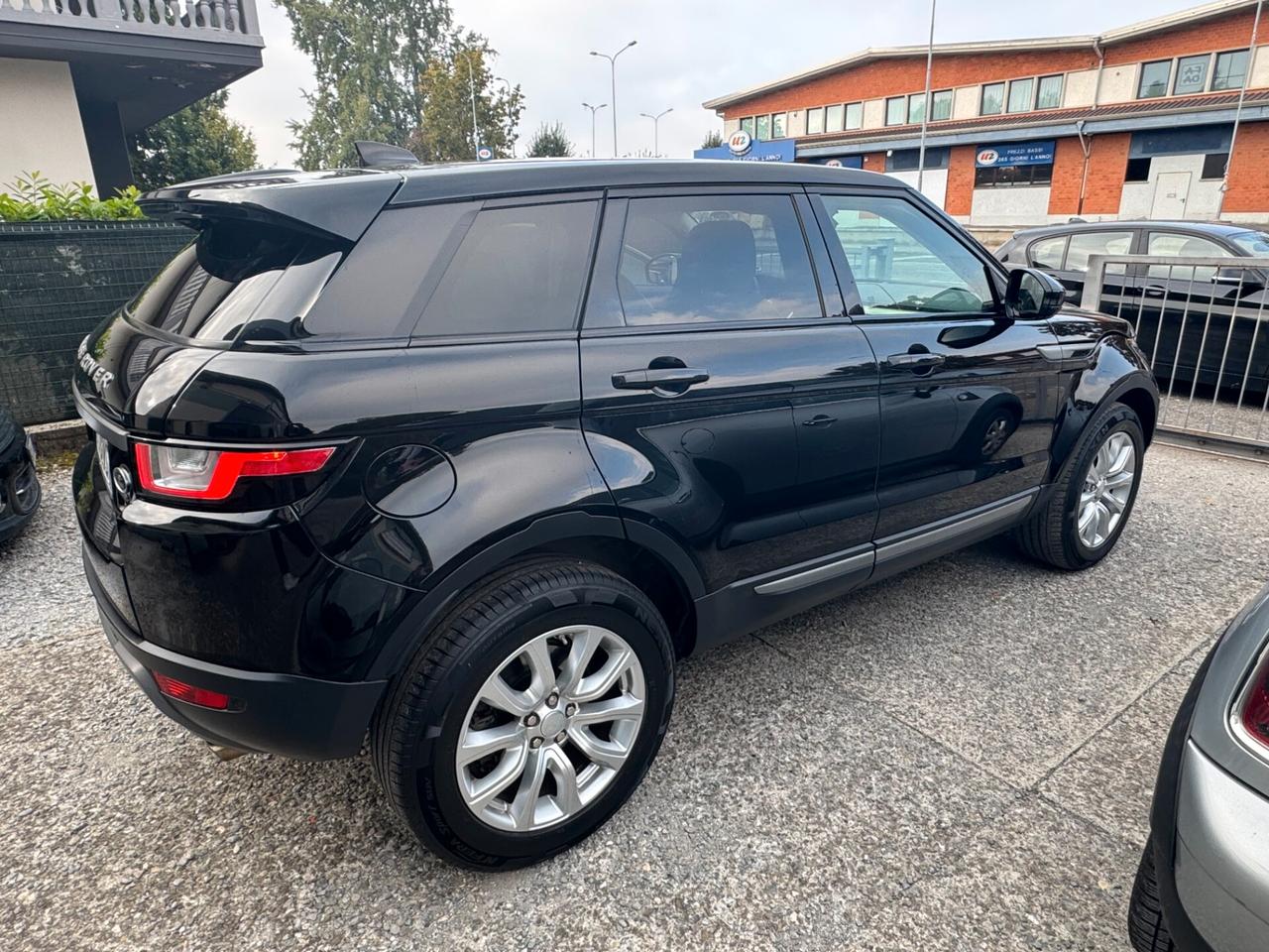Land Rover Range Rover Evoque 2.0 TD4 4x4 Auto F1 – 2019 – 90.000 KM – Navigatore – Pari al Nuovo!