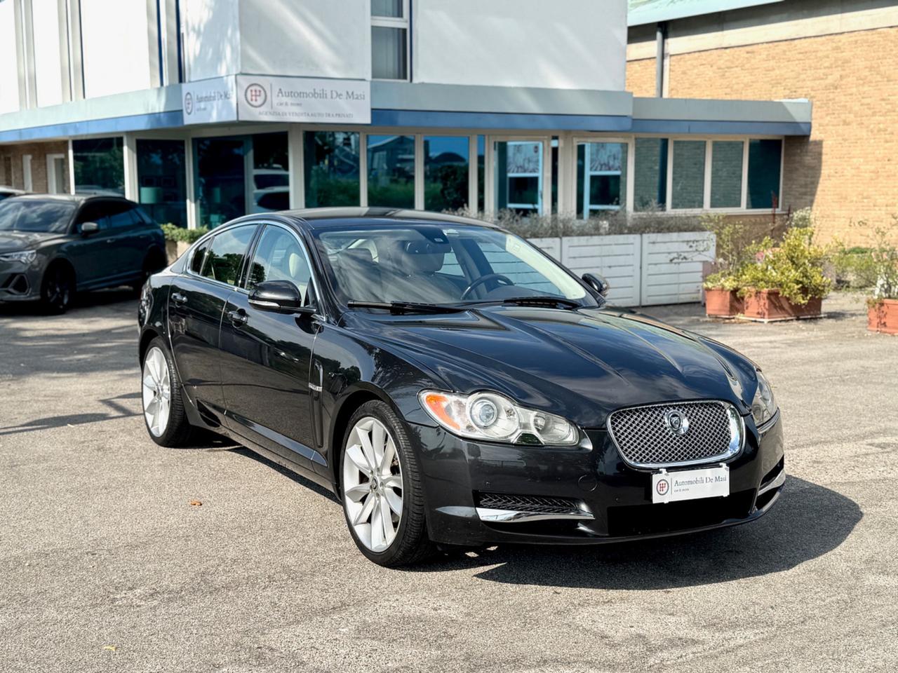 Jaguar XF 3.0 D V6 Luxury