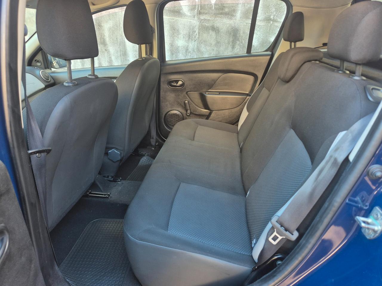 DACIA SANDERO 1.1 GPL NUOVISSIMA E FULL 2015