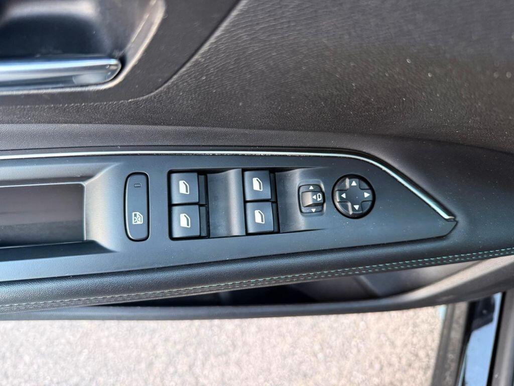 Peugeot 3008 BlueHDi 130 S&S EAT8 Allure Pack