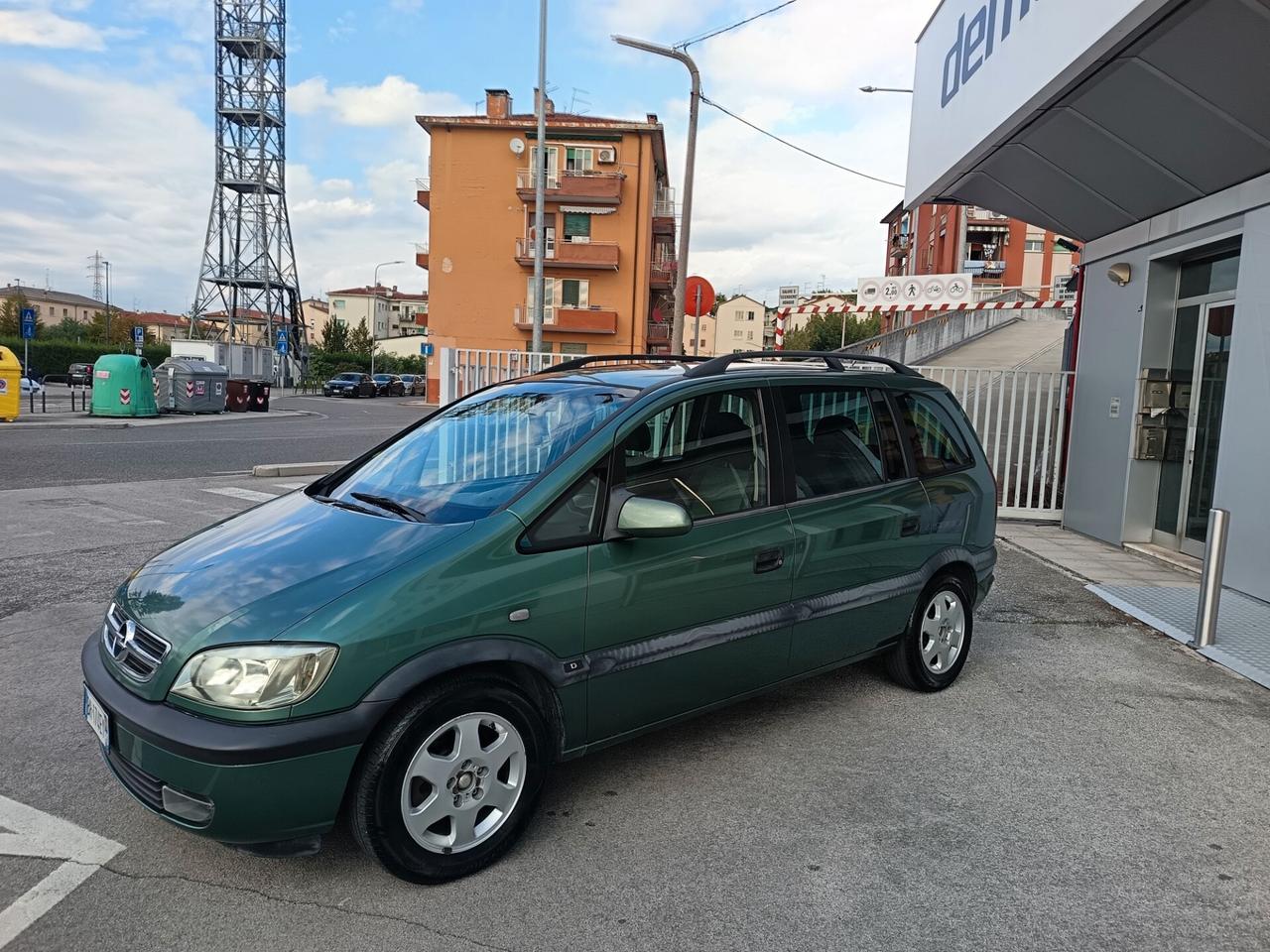 Opel Zafira 1.6cdx 16 v 7 posti