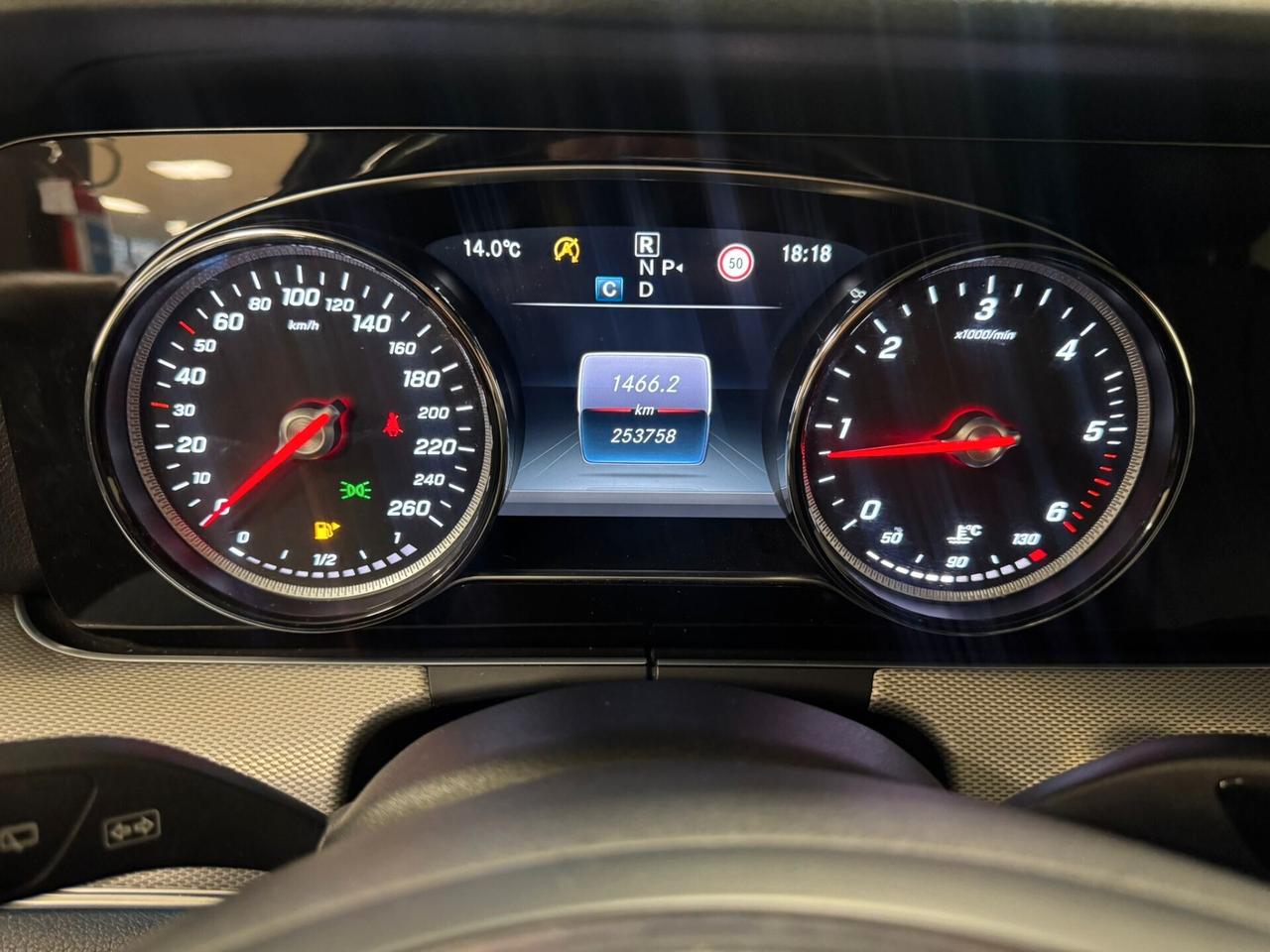 Mercedes-benz E 200 E 220 d S.W. Auto Premium Plus
