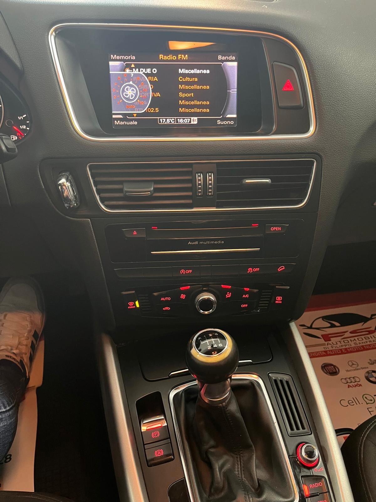 Audi Q5 2.0 TDI 150 CV clean diesel Business