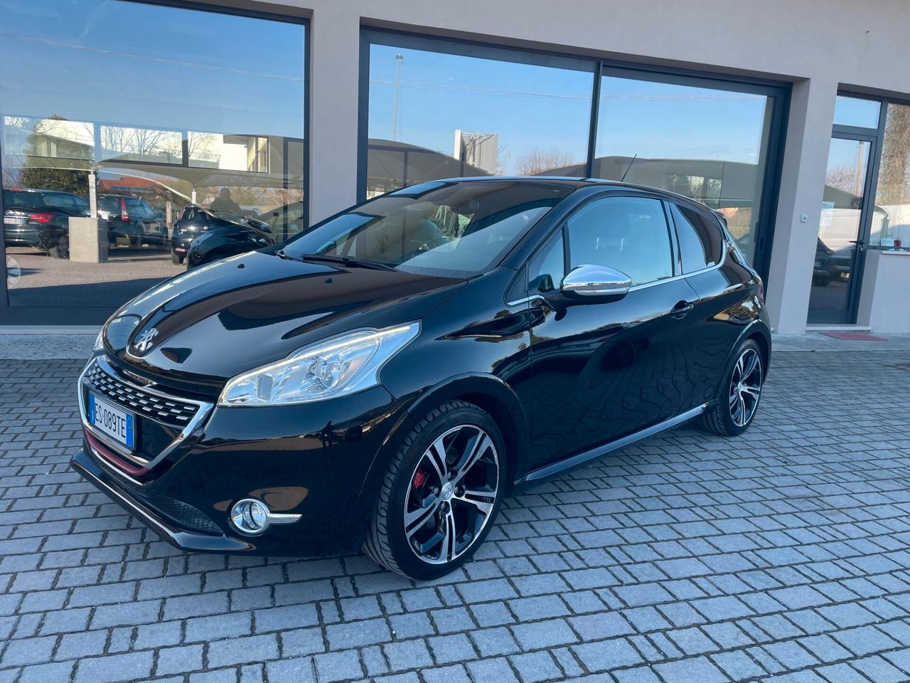 Peugeot 208 1.6 THP 200 CV 3 porte GTi
