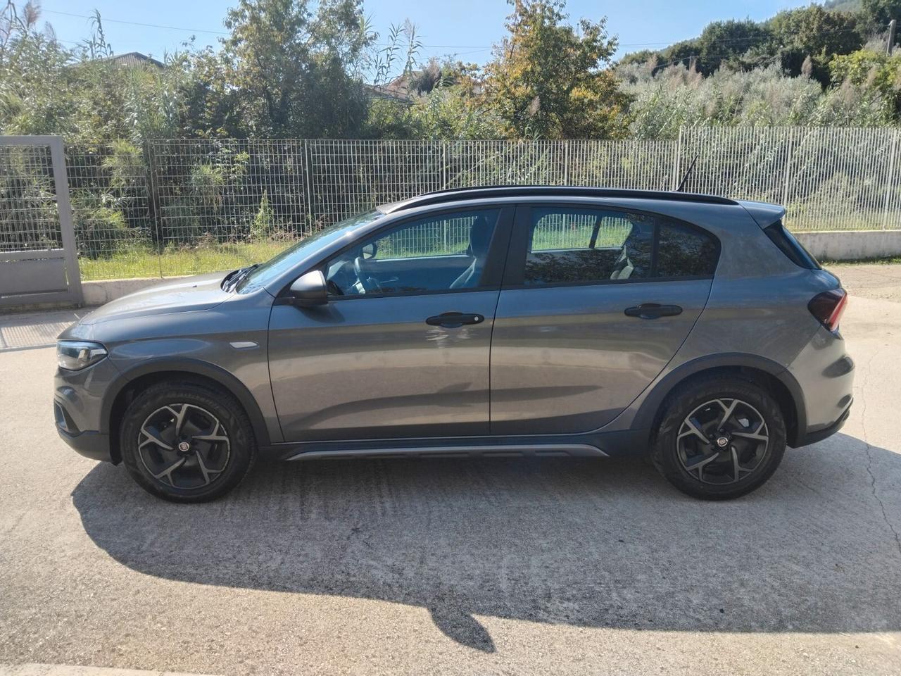 Fiat Tipo 1.0 5 porte Cross -TUA SENZA VINCOLI-