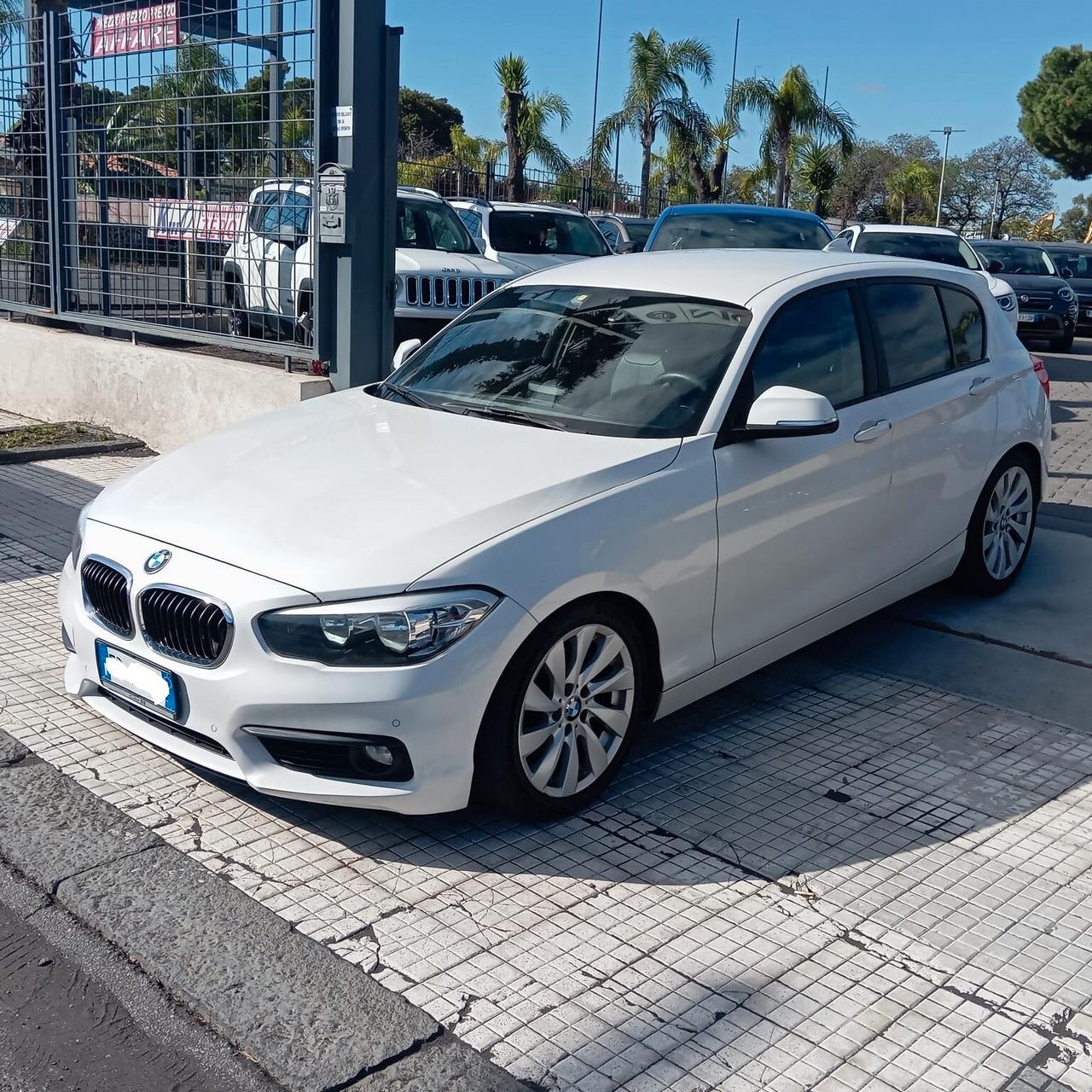 Bmw 120 120d 5p. Business