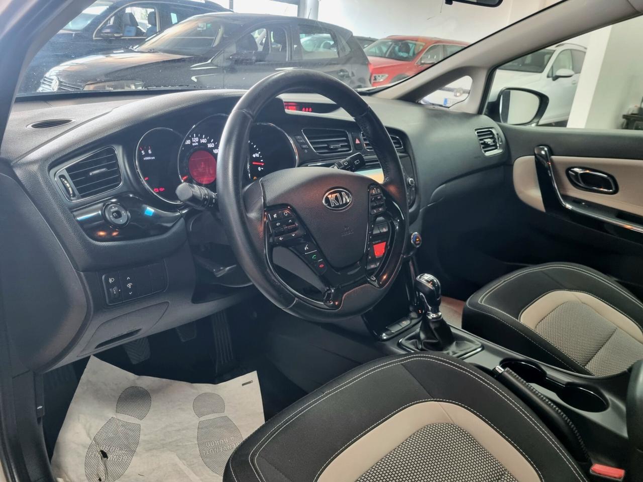 KIA CEED 1.6 CRDi 110 CV SW COOL