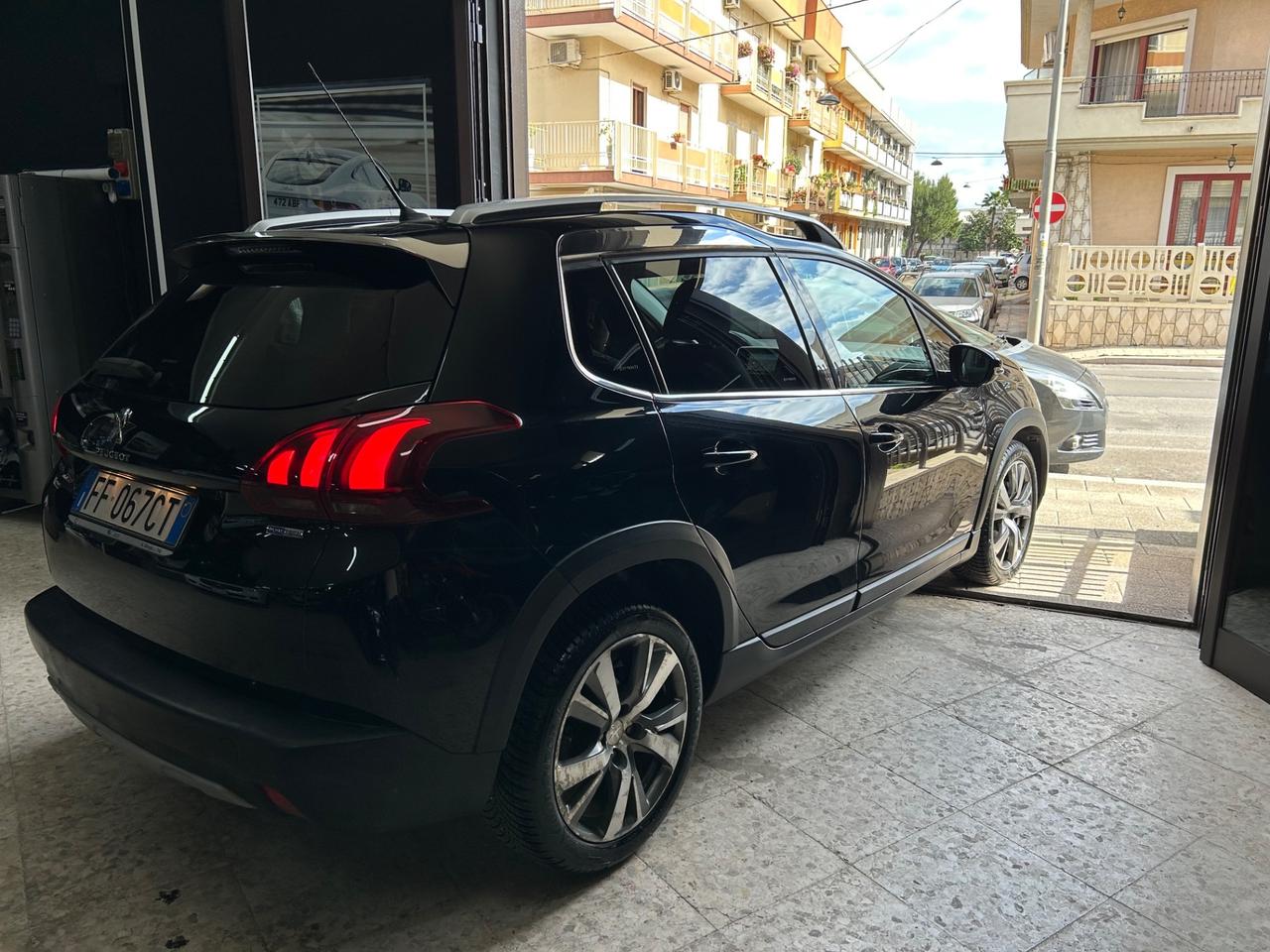 Peugeot 2008 PureTech Turbo 110 S&S Allure