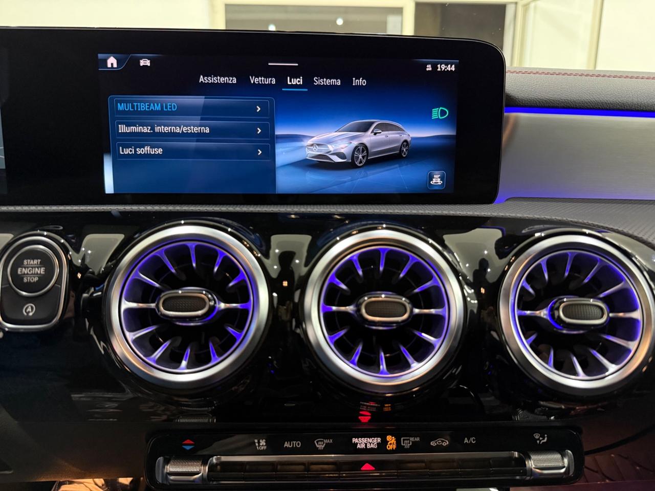 Mercedes-benz CLA 180 d 2.0 ShootingBrake AMG Premium Plus