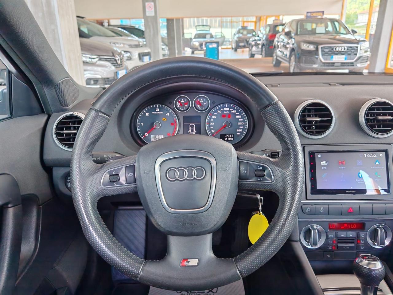 Audi A3 SPB 1.6 TDI 105cv Autom