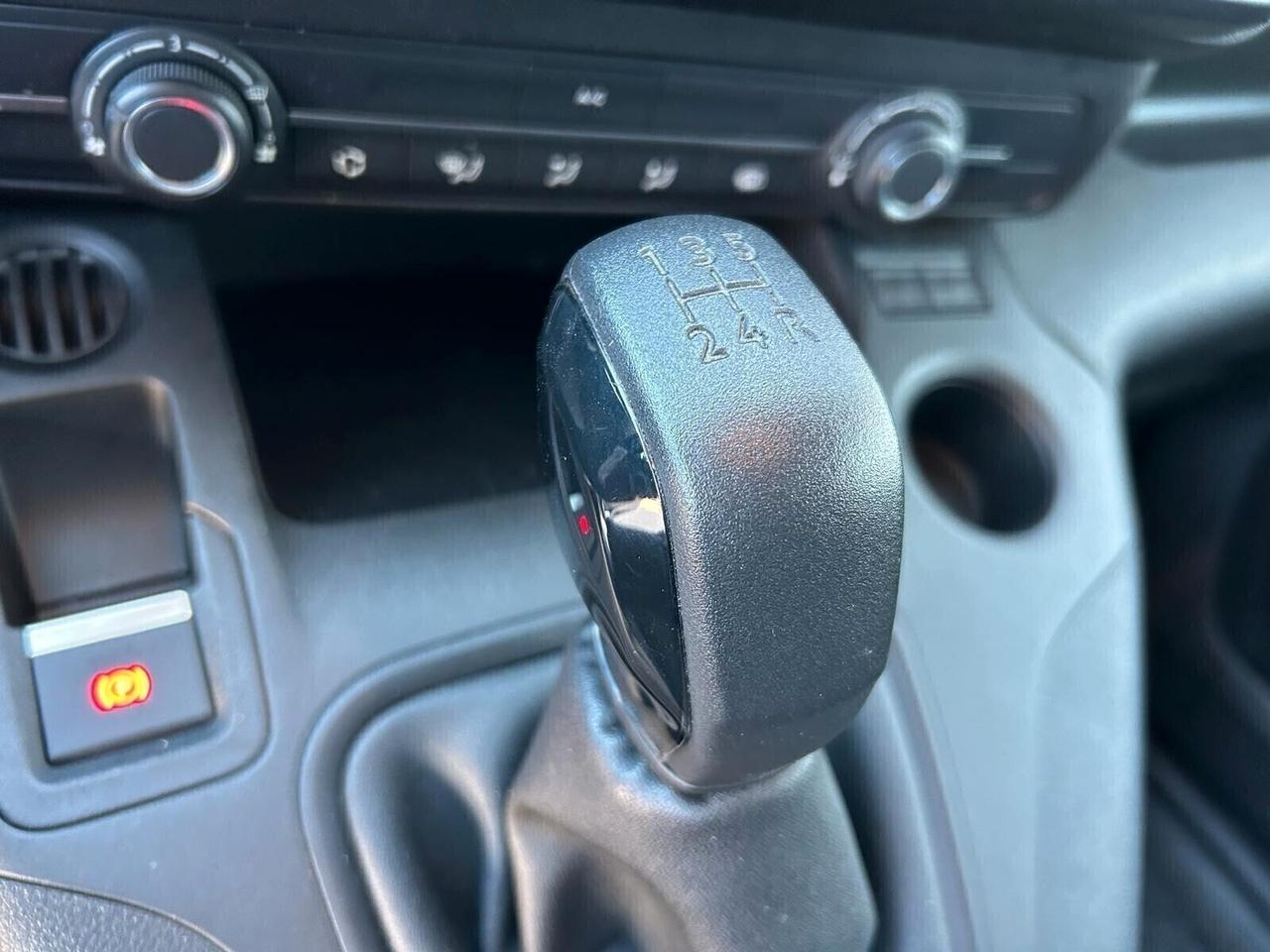 Peugeot Partner PREMIUM BlueHDi 100 PL mt SPOTICAR