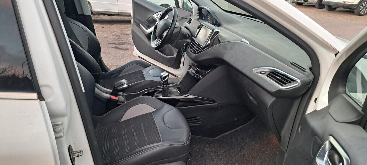 Peugeot 3008 BlueHDi 130 S&S EAT8 Crossway