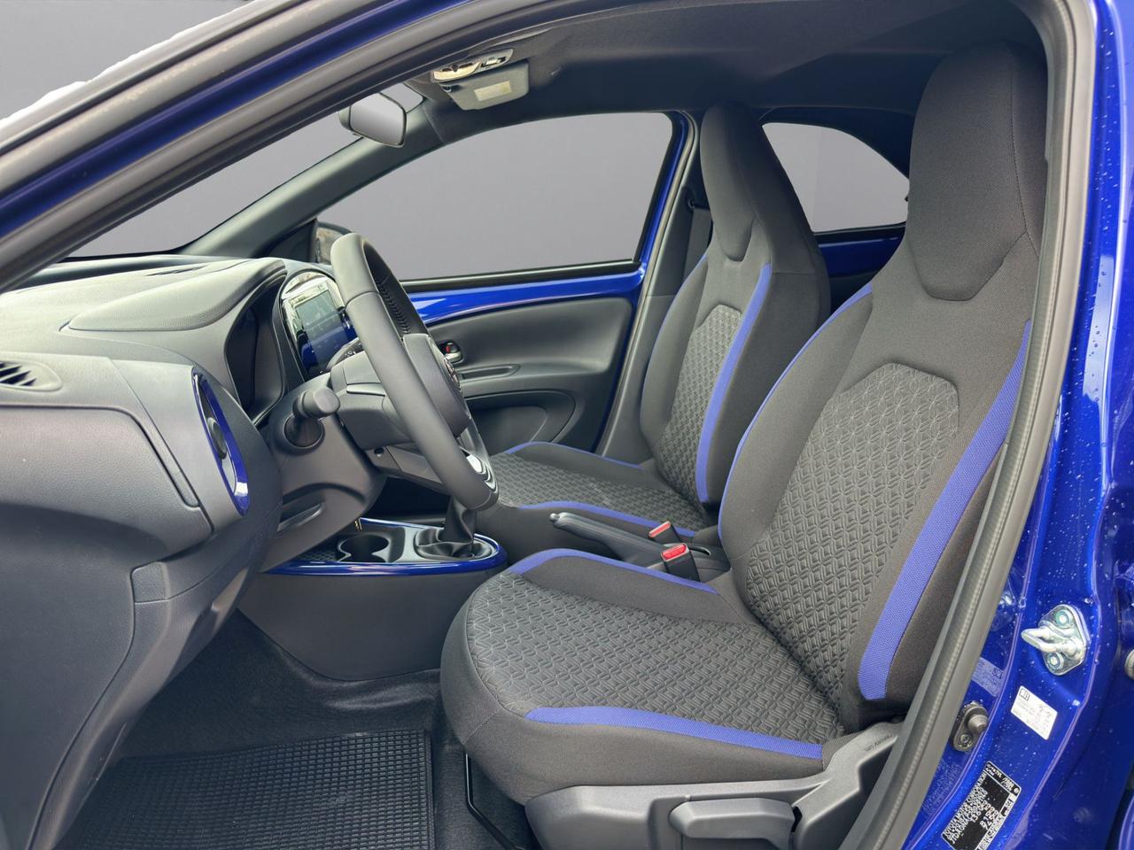 Toyota Aygo X - MY '24 5 porte TREND 1.0 VVT-i 5