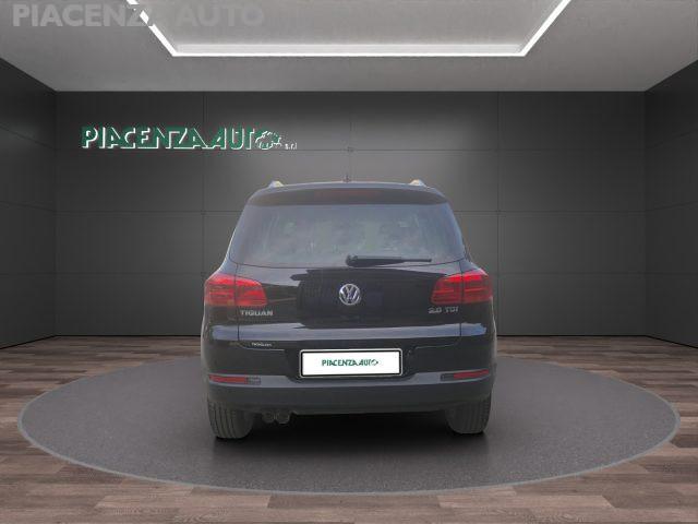 VOLKSWAGEN Tiguan 2.0 TDI. 4MOTION DSG Sport & Style .NAVI