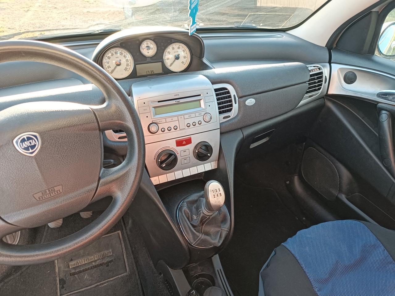 Lancia Ypsilon 1.2 Argento