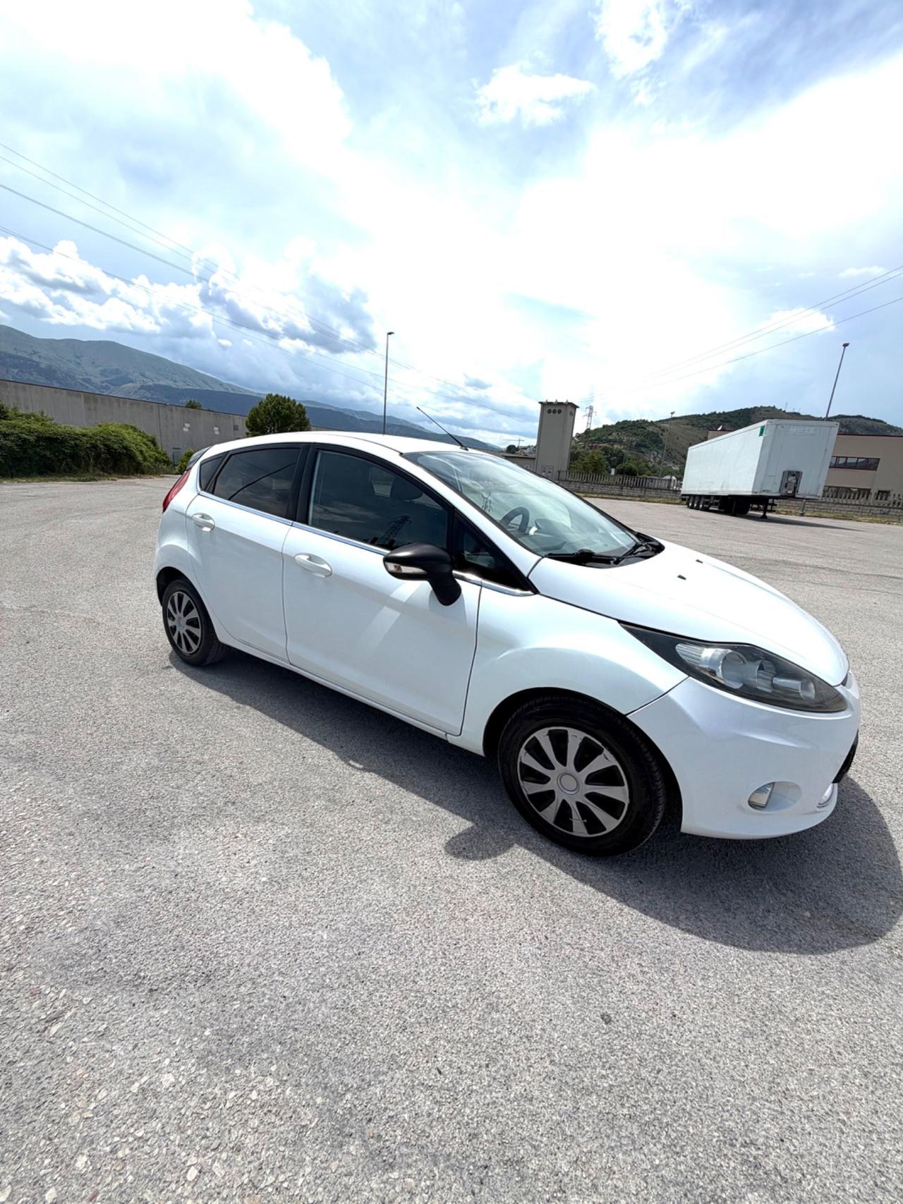 Ford Fiesta 1.4 TDCi 5p. Titanium
