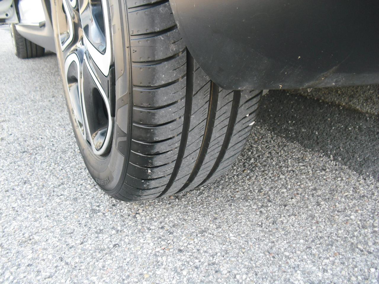 Citroen C3 PureTech 82 S&S Shine, unipro', perfette condizioni!!