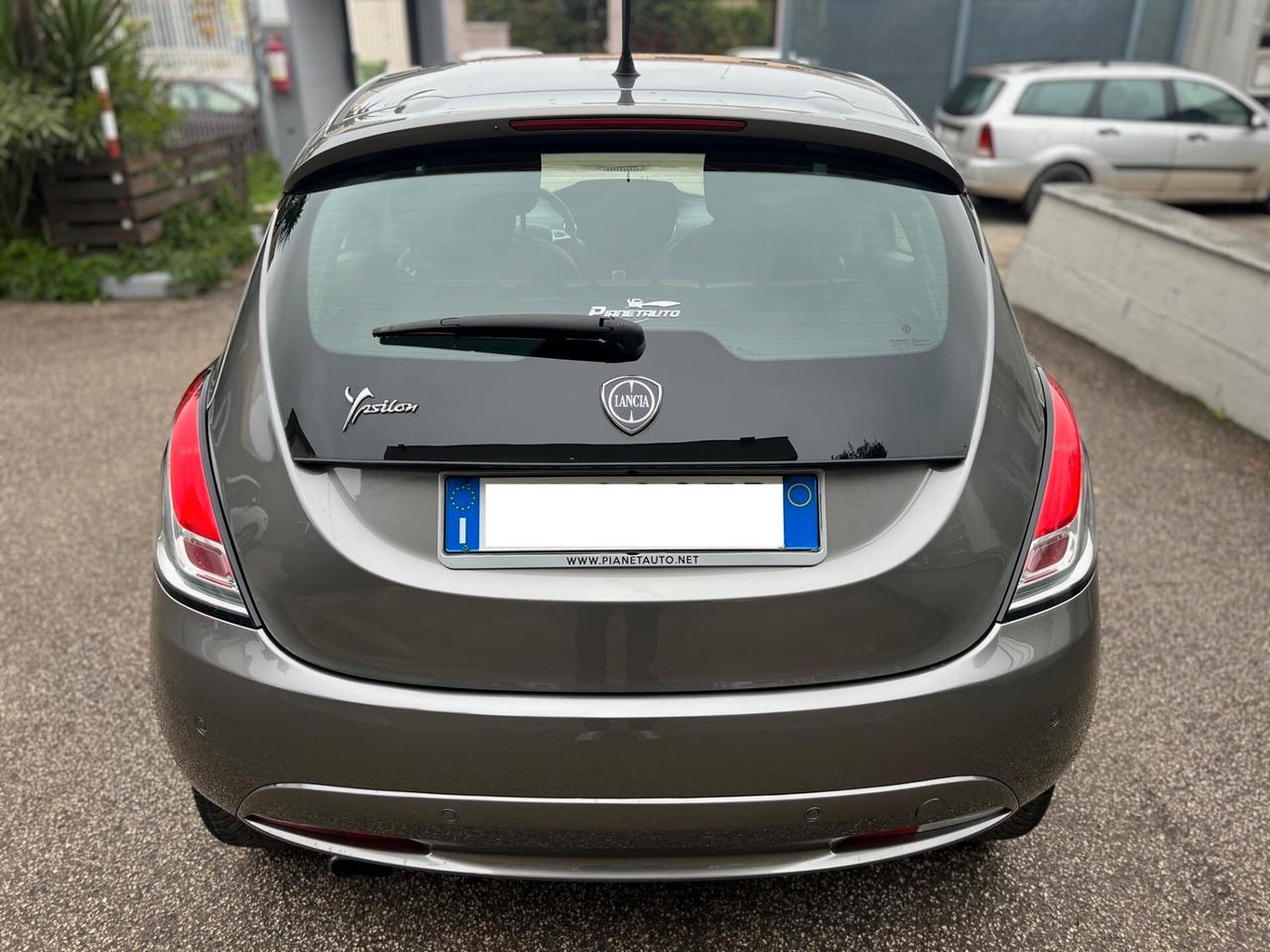 Lancia Ypsilon 1.2 Gold 69cv OK NEOPATENT. PDC/CLIMA/TEL. PERFET.