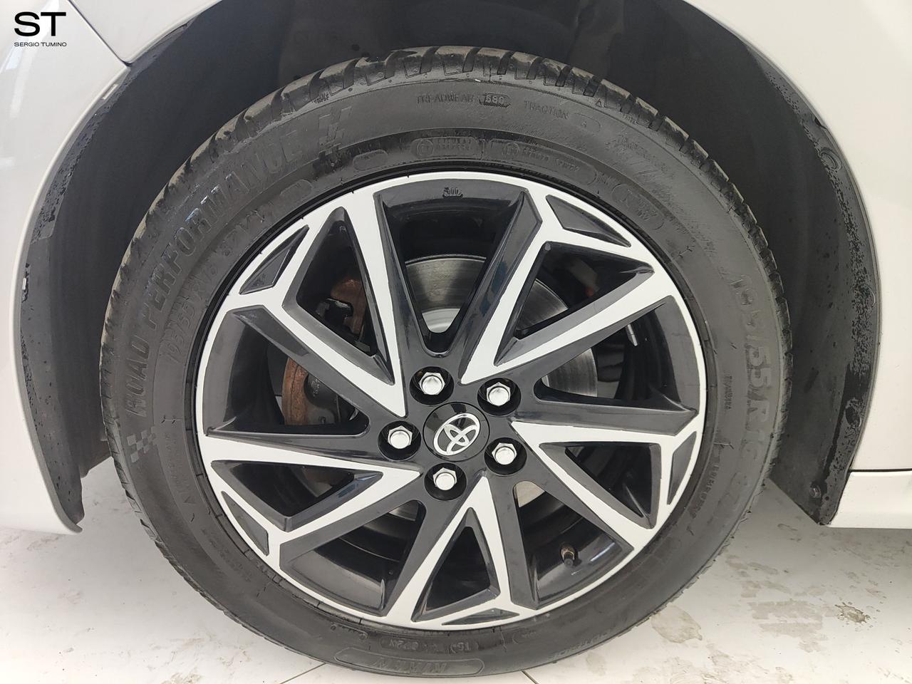 TOYOTA Yaris 4ª serie - Yaris 1.5 Hybrid 5 porte Active