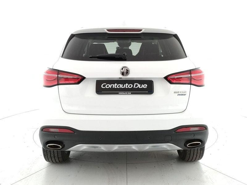 MG EHS Plug-in Hybrid Exclusive
