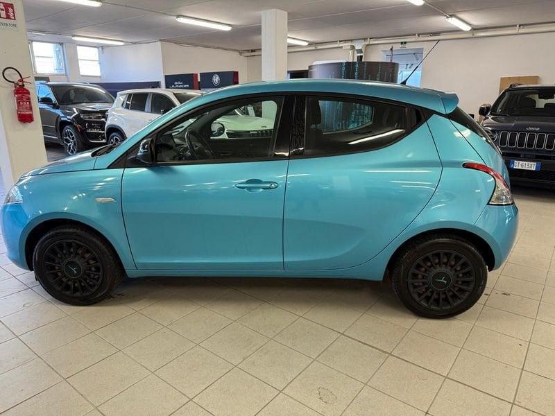 Lancia Ypsilon Ypsilon 1.2 69 CV 5 porte Silver