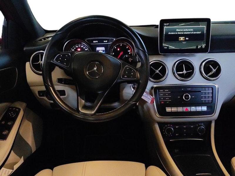 Mercedes-Benz Classe A A 180 d Premium auto my16