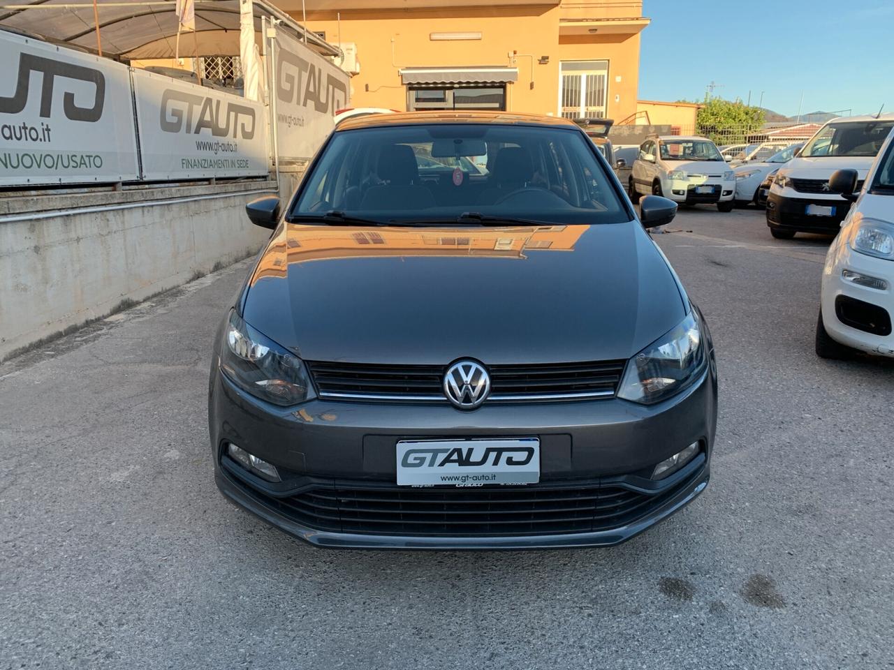 Volkswagen Polo 1.0 60Cv 5P. 2016