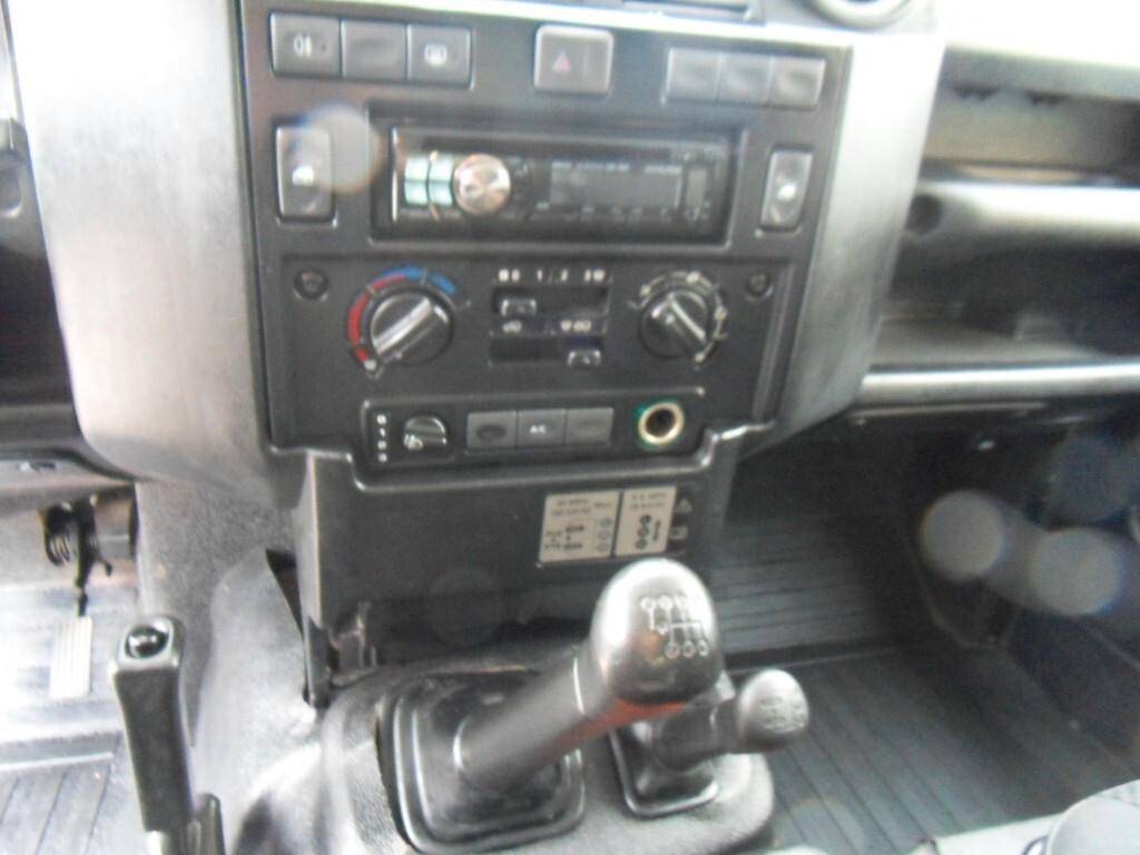 Land Rover Defender 90 2.2 TD4 Station Wagon N1