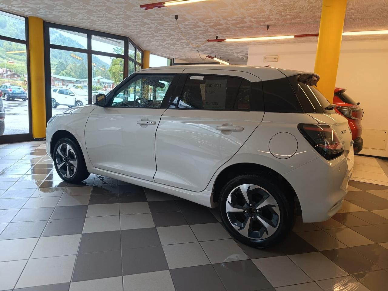 Suzuki Swift 1.2 Hybrid 4WD AllGrip Top