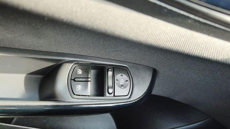 Opel Corsa 1.4 Advance 75cv