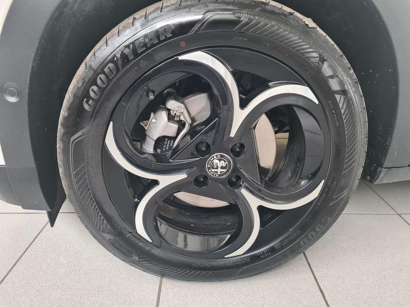 Alfa Romeo Junior Ibrida 1.2 136CV Hybrid eDCT6 ibrida SPECIALE