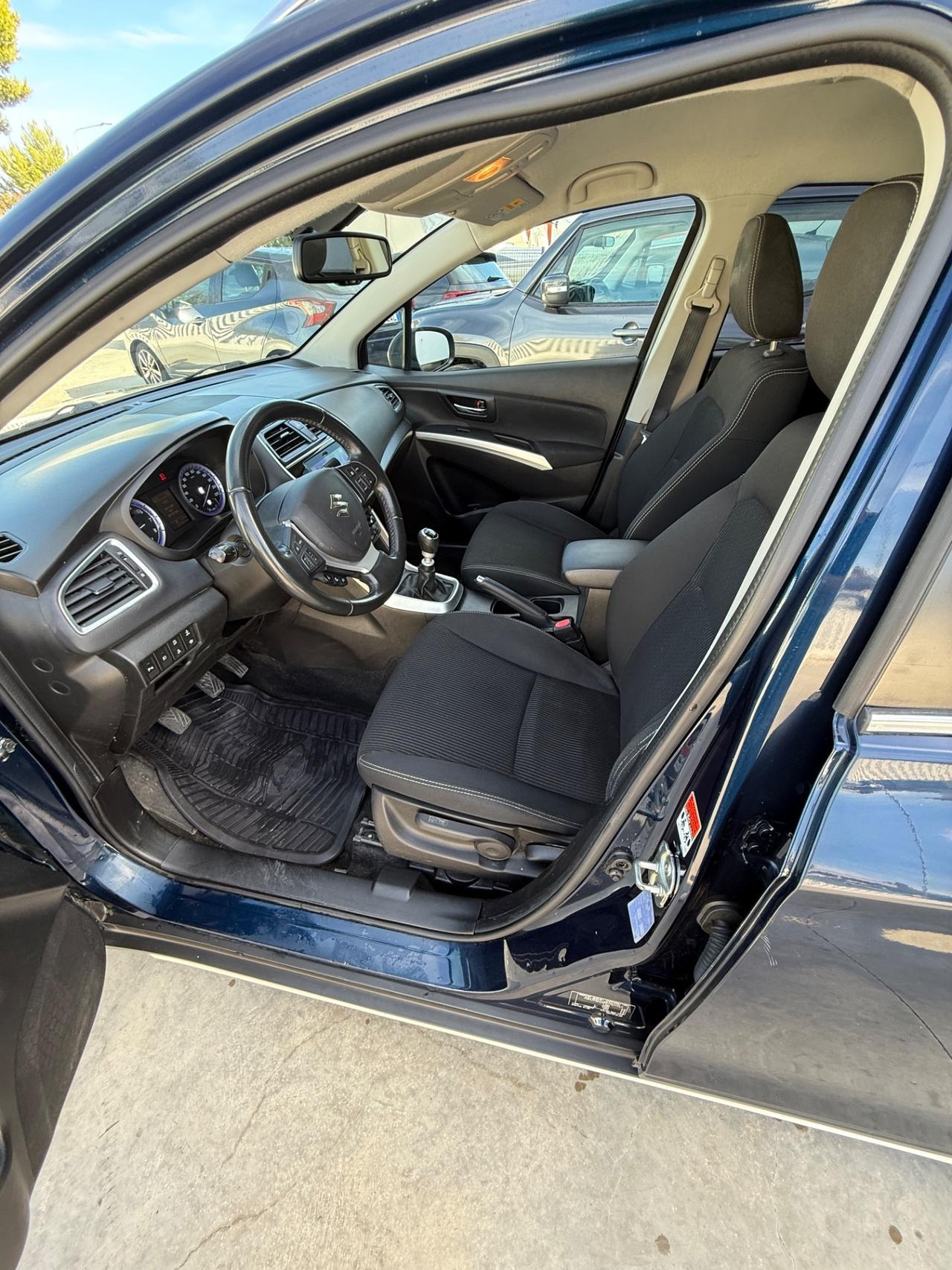 Suzuki S-Cross Scross 1.4 Hybrid starview