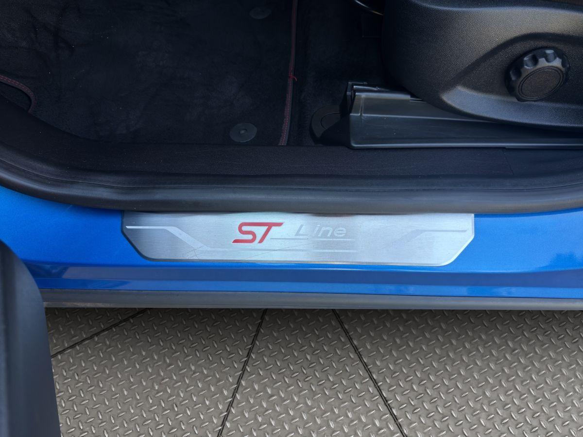 FORD - Puma - 1.0 EcoB. Hyb. 125 ST-Line Des. 2