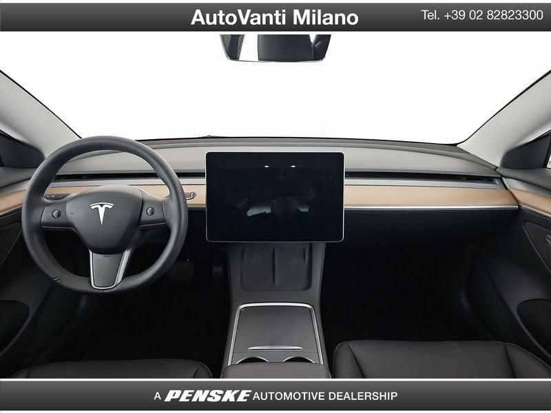 Tesla Model 3 Model 3 Standard rwd Plus