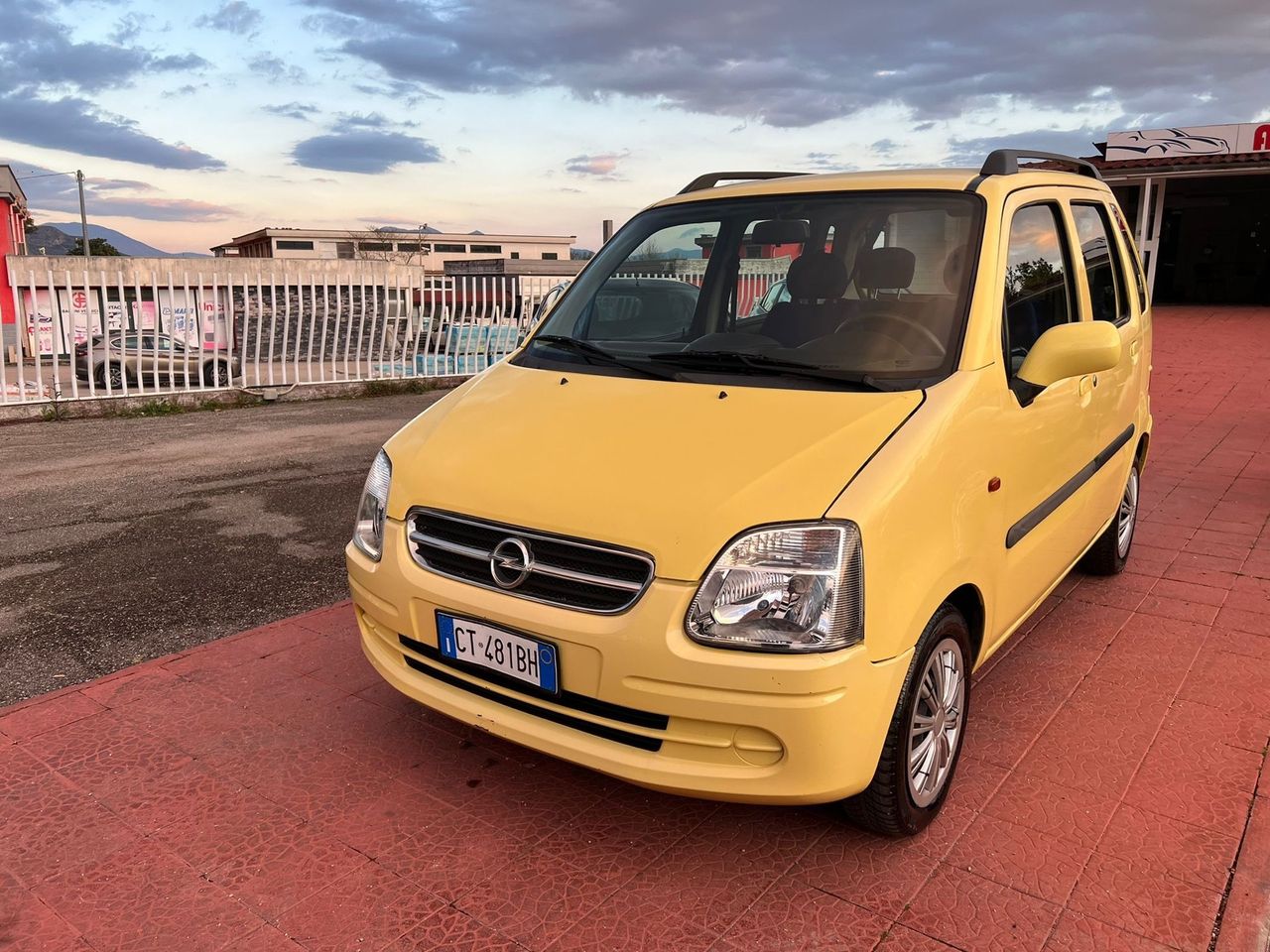 Opel Agila 1.2i - 80.000 km