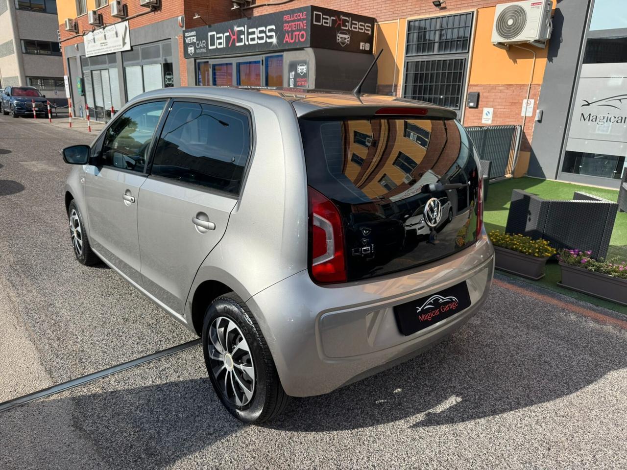 Volkswagen up! 1.0 5p. take