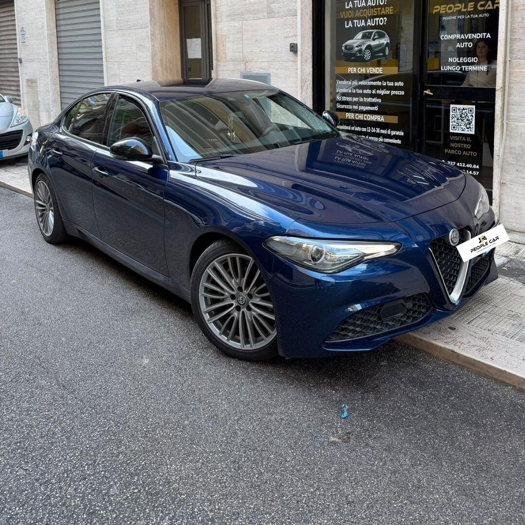 Alfa Romeo Giulia 2.2 TD - 180 CV