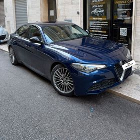 Alfa Romeo Giulia 2.2 TD - 180 CV