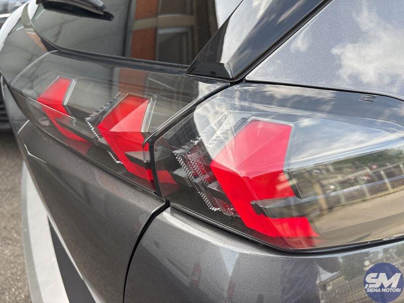 Peugeot 2008 PureTech 100 S&S Allure Pack
