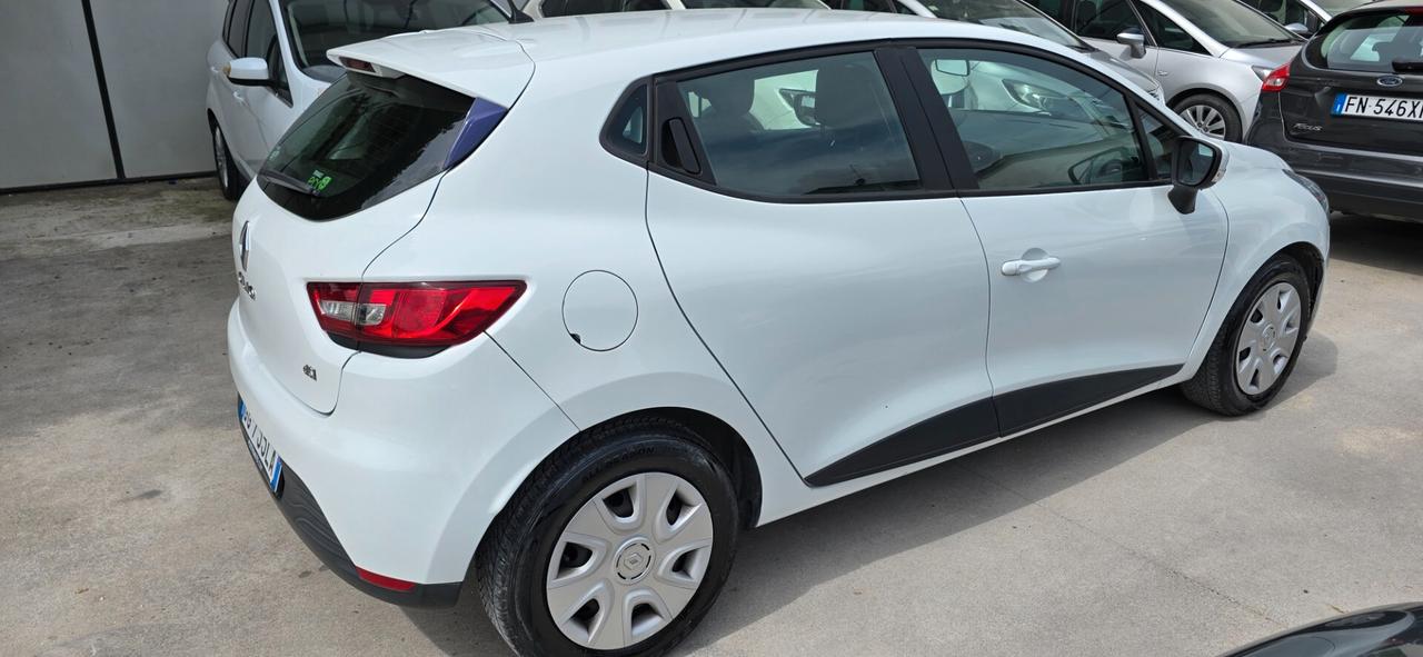 Renault Clio dCi 8V 90CV EDC Start&Stop 5 porte Energy Zen