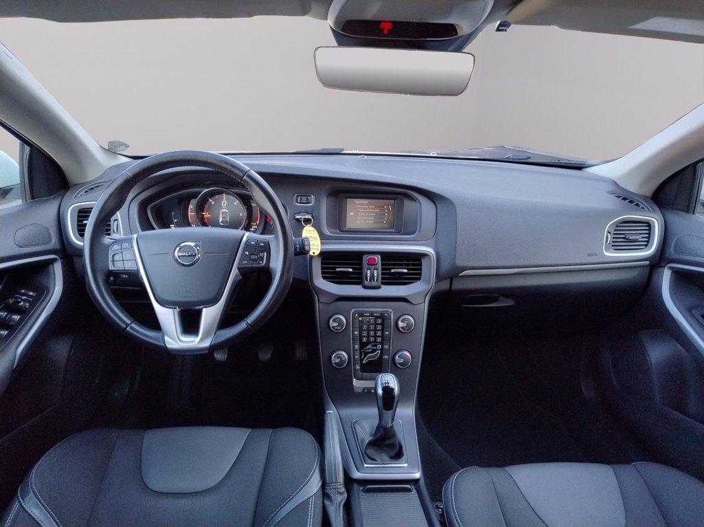 VOLVO V40 2.0 d2 plus del 2019