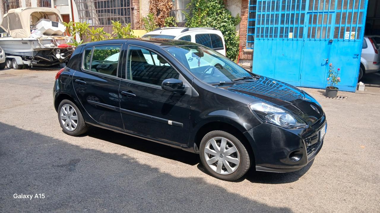 Renault Clio 1.2 16V 5 porte GPL VALIDO 10 ANNO