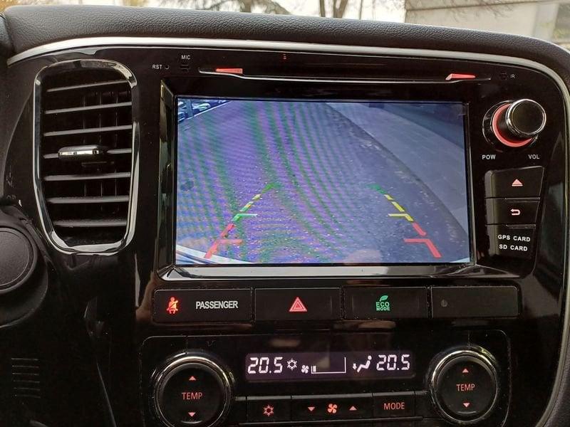 Mitsubishi Outlander 2.0 4WD GPL CVT Intense 1°PROP-KM CERTIFICATI