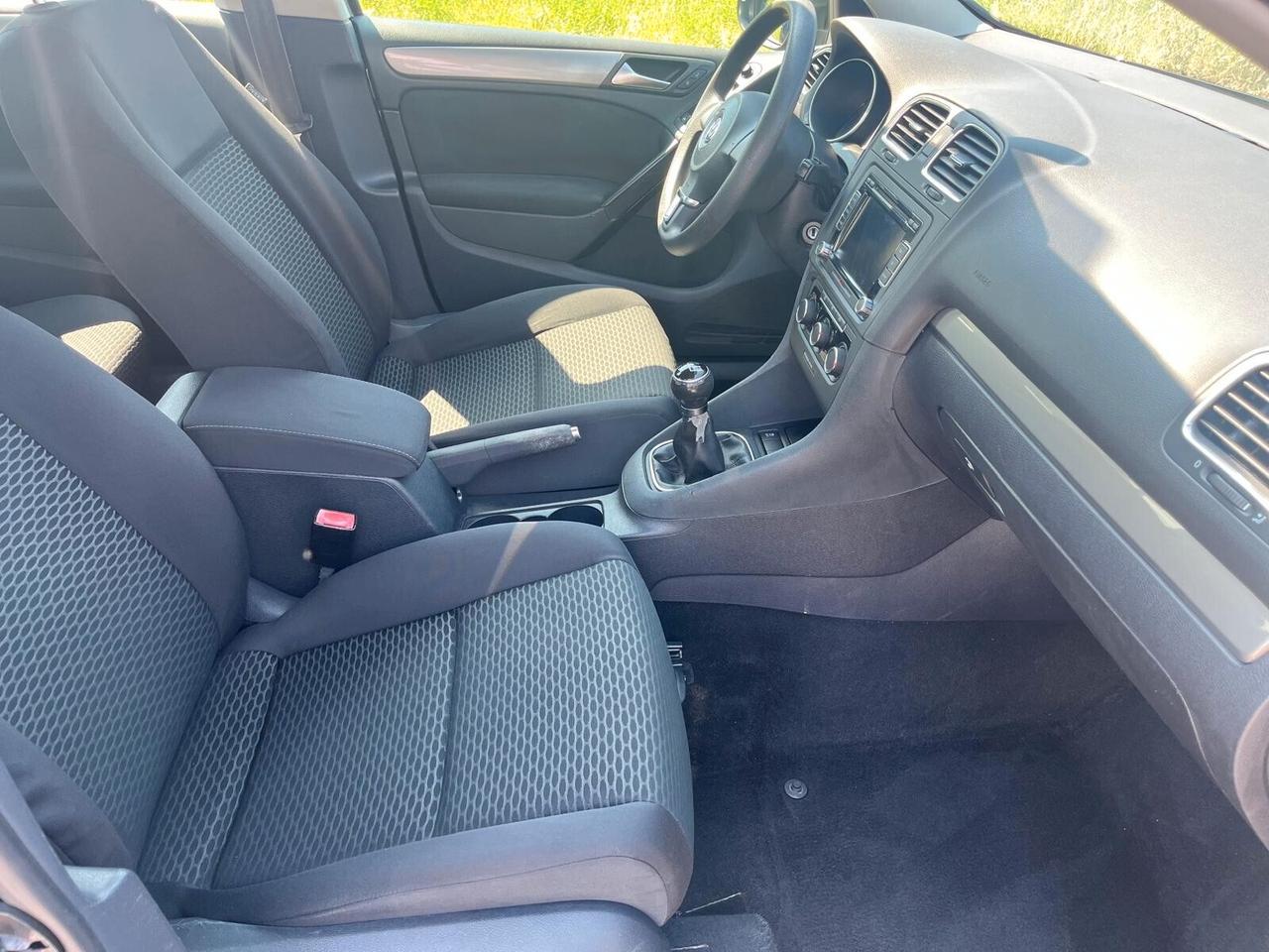 Volkswagen Golf 1.6 TDI DPF 5p.