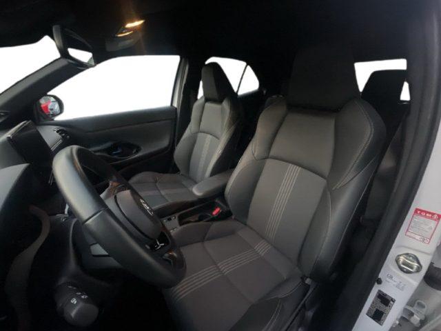 TOYOTA Yaris Cross 1.5 Hybrid 5p. E-CVT Adventure