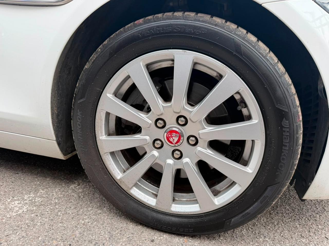 Jaguar XE XE 2.0d 180cv auto EURO 6